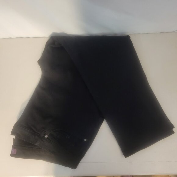 Gloria Vanderbilt Black Amanda Jean Size 24 plus - Picture 1 of 6